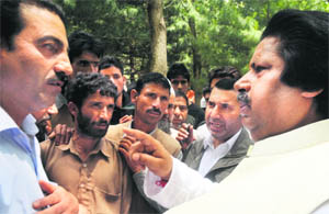 Revenue, Relief and Rehabilitation Minister Raman Bhalla visited the Nunwan base camp on Sunday. 