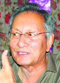 Vijay Singh Mankotia addresses mediapersons at Dharamsala on Tuesday. Photo: Kamaljeet