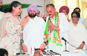 Ambika Soni, Capt Amarinder Singh and Rajneesh Bubby, MLA from Mukerian at Congress Bhavan on Tuesday.