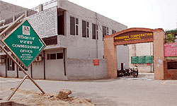 The Punjab Government plans to sell of the land on the Mal Godam road where the office of the Municipal Corporation, Bathinda, is located