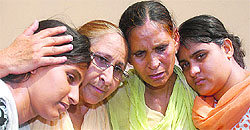 Sarabjits family members in Jalandhar