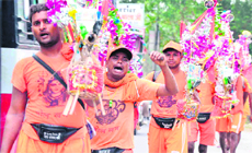 Kanwariyas from Rajasthan started coming to Haridwar on Tuesday. 