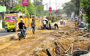 Delay in laying of sewerage has been causing inconvenience to residents