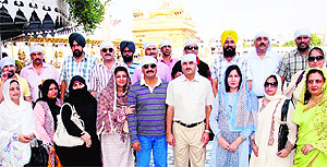 Members of a delegation from Pakistan at the Golden Temple in Amritsar on Thursday