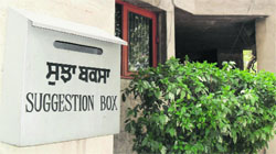 Wrongly spelt words in Gurmukhi on the sugesstion box