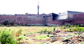 Focal points lie neglected in Amritsar.