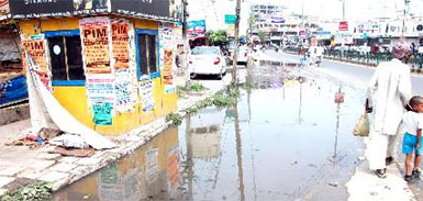 While many areas of the city, such as Gopal Nagar and Ganesha Nagar, have been facing acute scarcity of water for the last four days, the elixir of life is being wasted in such a way.