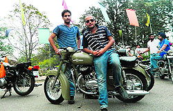 Sushant Saini and(R) Gagan Chahal