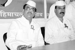 National Congress Sewa Dal chief Mahendra Joshi addresses mediapersons in Shimla on Sunday.