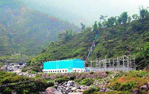 The powerhouse on the Ikku stream near Dharamsala. 