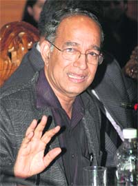 V Sampat, CEC