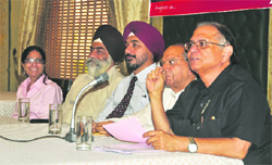 SK Rai of Ludhiana Sanskritik Samagam at a press conference.