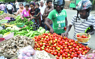 The vegetable prices have disbalanced household budgets.