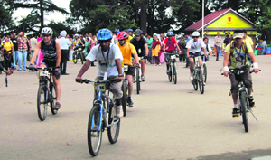The Hercules MTB Shimla 2012 rally flagged off from the Ridge in Shimla on Sunday.