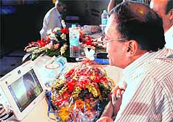 Chief General Manager of the Uttarakhand BSNL PK Gupta inaugurates the Video Telephony Services in Dehradun on Wednesday
