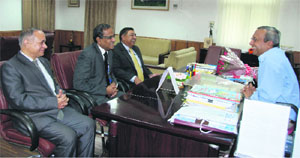 Chief Secretary Alok Kumar Jain meets senior officials of the State Bank of India in Dehradun on Thursday.