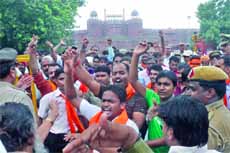 Activists of Hindu organisations up in arms against the construction at the Akbarabadi mosque site in Subhash Park on Friday.