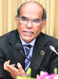 RBI governor D. Subbarao addressing a press meet in Mumbai on Tuesday
