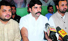 Chetan Partap Singh, Secretary, Youth Congress, addresses mediapersons