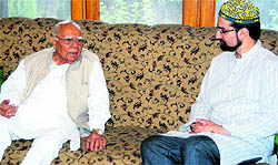 BJP leader Ram Jethmalani with chairman of moderate faction of the Hurriyat Conference Mirwaiz Umar Farooq in Srinagar on Sunday