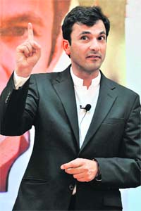 KITCHEN KING: Vikas Khanna Photo: S Chandan