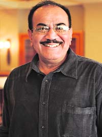 Bag packer: Shivaji Satam