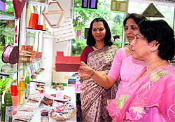 Sushmita Dutt (extreme right), wife of Chhattisgarh Governor Shekhar Dutt, at Prerna Souvenir Shop at the Forest Research Institute in Dehradun on Friday