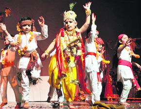 Students of APJ School celebrate Janmashtami in Jalandhar. 