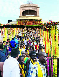 Foreigners visit Govind Godam Temple during Janmashtmi celebrations in Ludhiana
