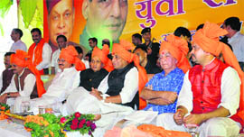 BJP leaders Rajnath Singh, PK Dhumal, Shanta Kumar, JP Nadda, Sat Pal Singh and Anurag Thakur at the Yuva Sankalp rally at Hamirpur on Saturday.