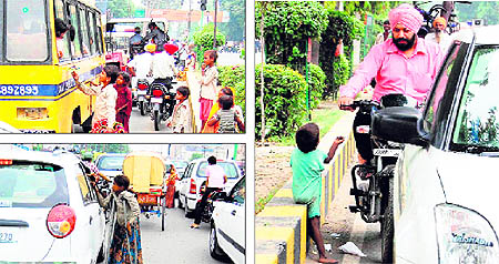 Children begging at traffic lights is a common sight in Amritsar