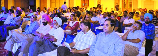 Doctors at a CME on Recent advances in ophthalmology in Jalandhar on Sunday. A Tribune photograph