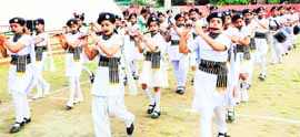 A band of schoolchildren participate in the full dress rehearsal for the Independence Day function at Guru Nanak Dev Stadium in Amritsar on Monday.