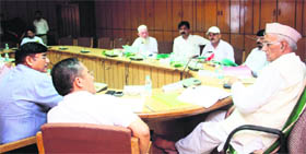 Khadi and Gramudhyog Minister Harish Durgapal at a meeting of the Uttarakhand Khadi and Gramudhyog Board in Dehradun on Tuesday.