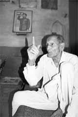 Freedom fighter Teka Dhankhar of Karontha village in Rohtak is distraught at the state of affairs in the country.