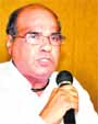 Industrialist Mohan Lal Aggarwal addresses a press conference in Haridwar on Saturday.
