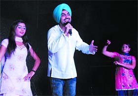 Punjabi singer Ravinder Grewal performs at the Civil Lines Club on Saturday night