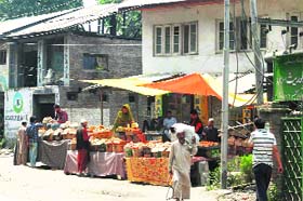 Stalls put up by bread makers along the national highway in Anantnag