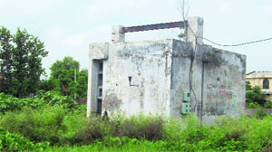 The water tank which is lying unused in Sahnewal.