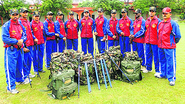 An Army team that will leave for an expedition to Kinner Kailash mountain range from Patiala on Tuesday. 
