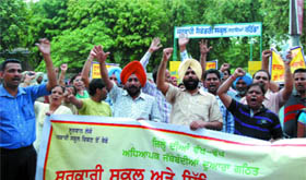 The rally by teachers culminated outside Government Elementary School, Mall Road, on Wednesday. 
