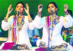 Nooran sisters perform at Punjab Natshala in Amritsar