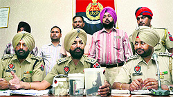 DCP GS Toor gives details about the carjacking gang in Ludhiana on Thursday