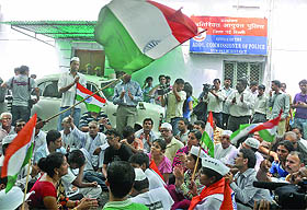 Anti-corruption activists on Monday court arrest at the Parliament police station in protest against alleged harassment by the police. 