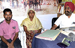 Vinod Kumar and his mother Paro meet media persons along with social activist Jagdish Singh Ghai in Bathinda on Tuesday