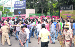 Members of the ABVP get ApeeJay College closed during their protest against the Coalgate scam.