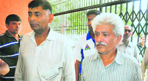 Nitikas father and grandfather at the GMSH-16 to take her body after the postmortem on Wednesday. 