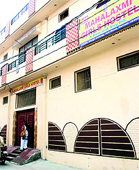 Private hostel accommodation in Rohtak for girl students