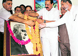 Tributes being paid to Sheikh Mohd Abdullah on the occasion of his 30th death anniversary in Jammu on Saturday