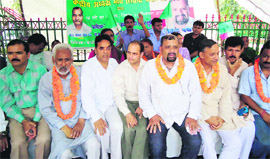 Uttarakhand Kranti Dal ( P) leaders holding a fast in support of their demands in Dehradun on Wednesday. 